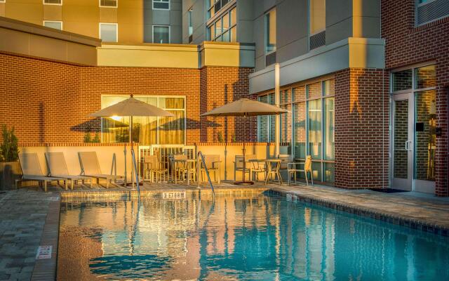 Hampton Inn & Suites Tallahassee Capitol - University