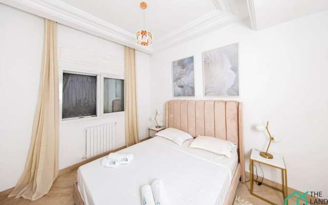 Zephyr Ultra Central Parking Nouveaux Meubles