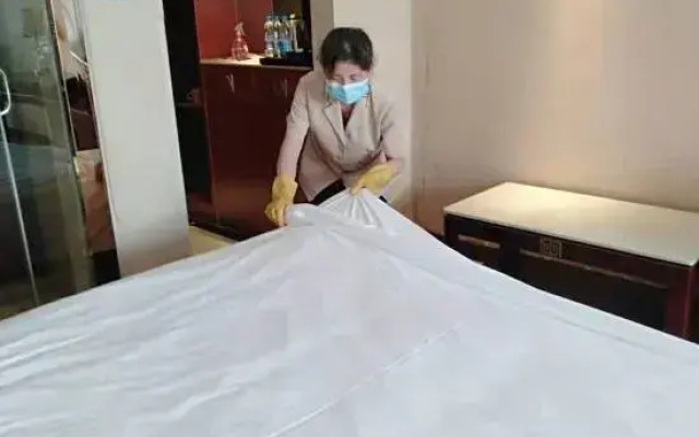 Jinxuan International Hotel (Guilin Railway Station Liangjiang Sihu Branch)