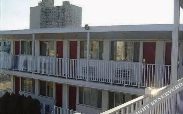 Passport Inn