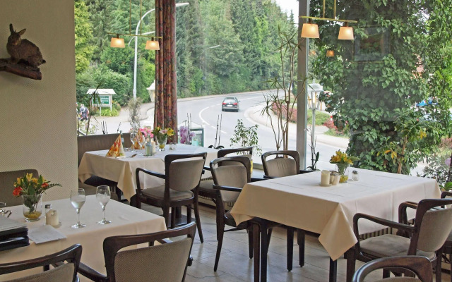 Waldhotel Felsenkeller