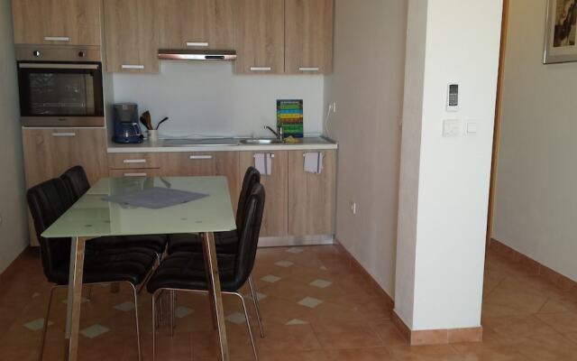 2 Bedroom Apartment Marko With Terrace and sea View