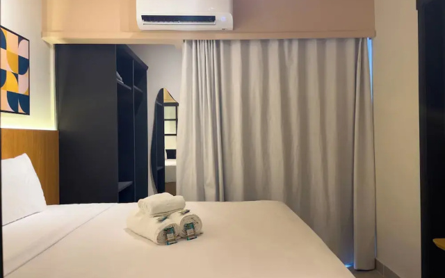 Champs Elysees Business Residence