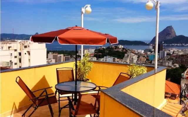 Santo Mirante Hostel