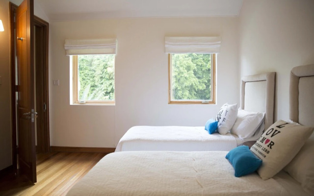 "zenbreak Hillside Loft #5"