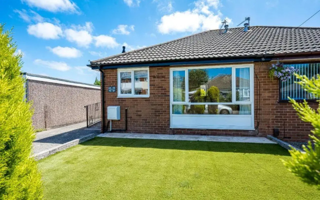 Buttercup Bungalow in Blackpool