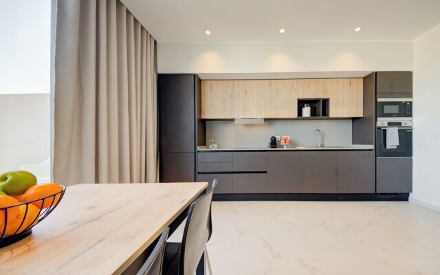 Mayfair by Premier Suites MT