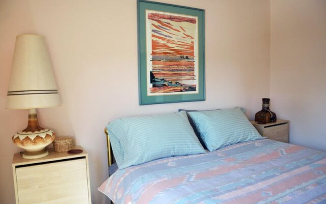 Gemstone Guest House and B&B