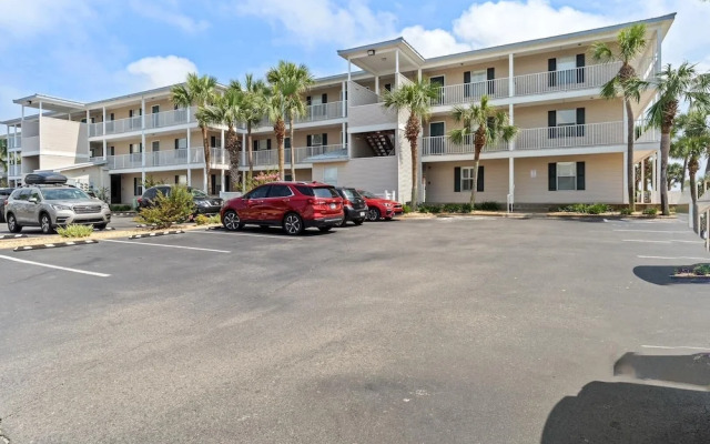 Grand Caribbean West 215