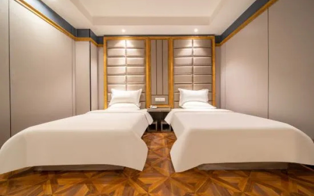 Hotel Mando in Waterloo