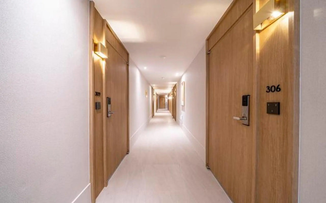 Button Hotel