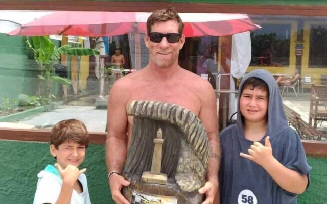 Longboard Paradise Suites