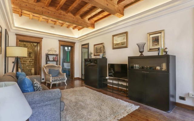 Pontevecchio Stylish Apartment in Florence - Hosted by Sweetstay