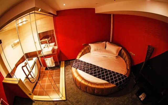 Dalian 1219 Theme Hotel