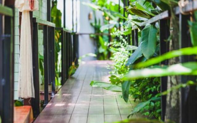 Ruan Rong Rong Resort & Spa