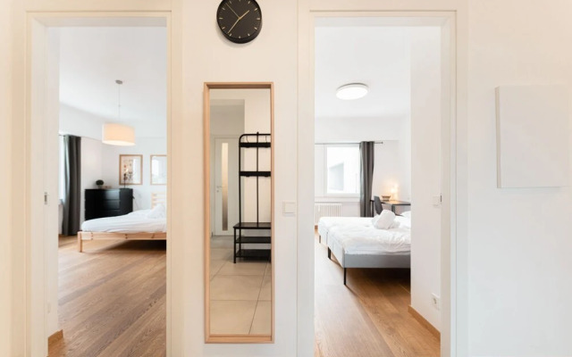 City's Best View, Spacious 2BR Apartment W Balcony
