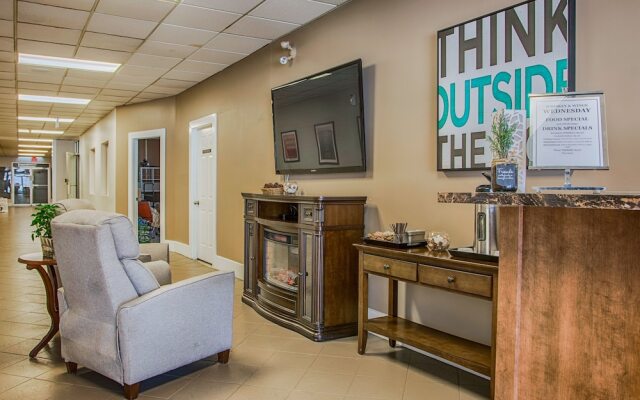 Northwood Plaza Hotel