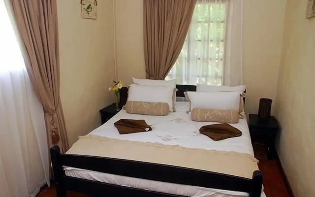 Sycamore Avenue Treehouses