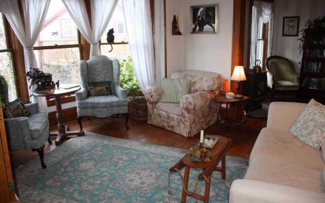 Rose Arbour Bed & Breakfast