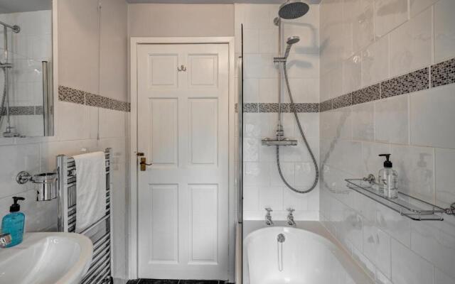 *NEW* Chester Canal Side 2 bed character home
