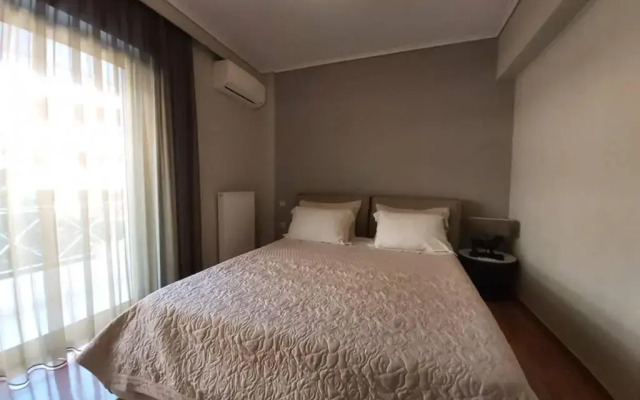 Luxury beachfront 3 bedroom apartment in Kavouri beach, Athens