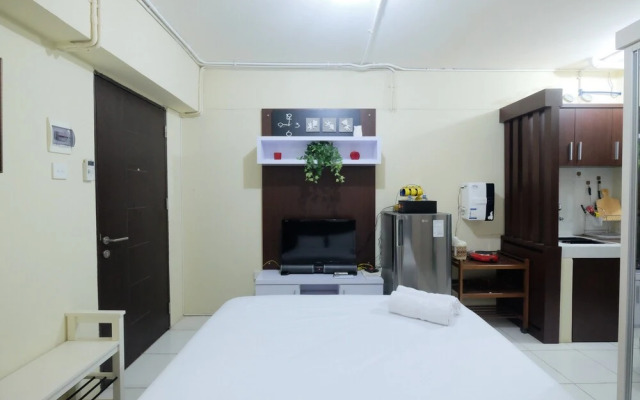 Minimalist Studio at Kebagusan City Apartment