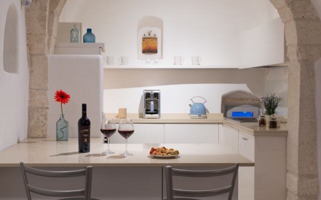 Stone apartment with Terrace by Wonderful Italy