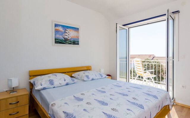 Comfortable Apartment With Amazing Seaview and Private Balcony,free Parking,wifi