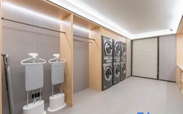 JI Hotel (Shanghai Wildlife Park Huinan Subway Station)