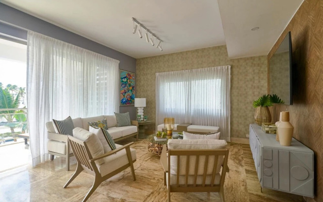 Beach Condo w Sea View B-302 Costa Atlantica