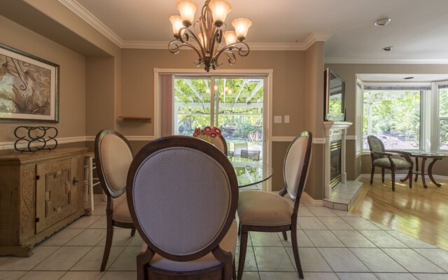 E'Laysa Guesthouse and Vineyard Retreat
