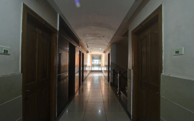 SPOT ON 40409 Hotel Rajsangam International
