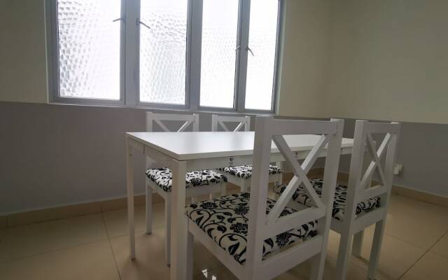 BM City Room and Apartment