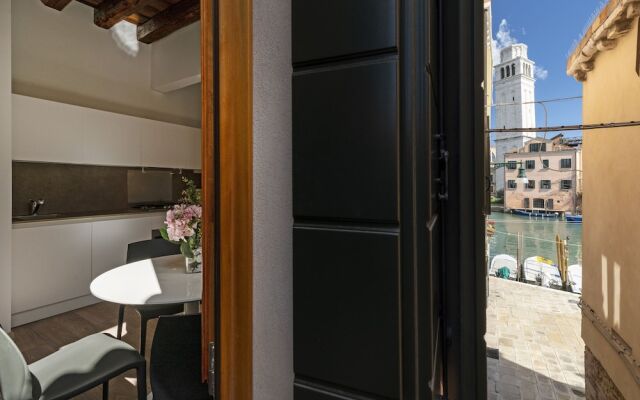 Arsenale Canal View Apartments