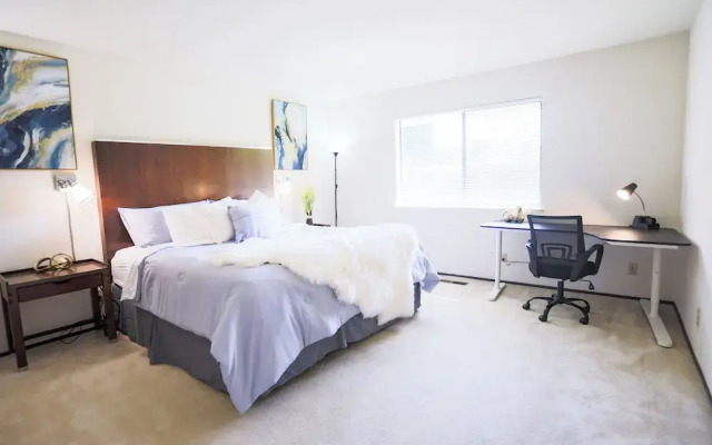 Spacious 3 BR 2B House Sunnyvale Park