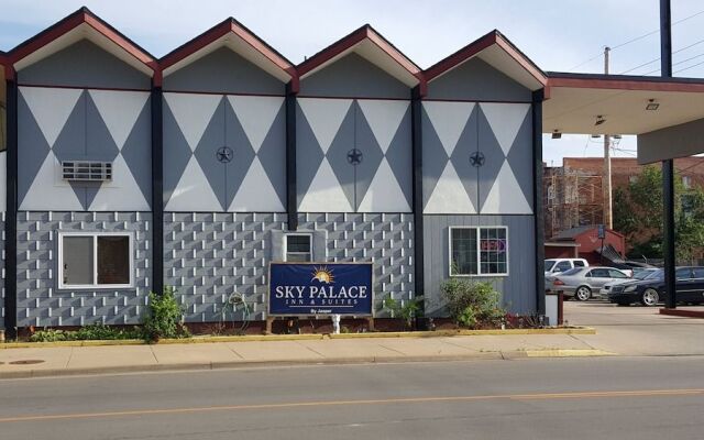 Sky-Palace Inn & Suites Hutchinson