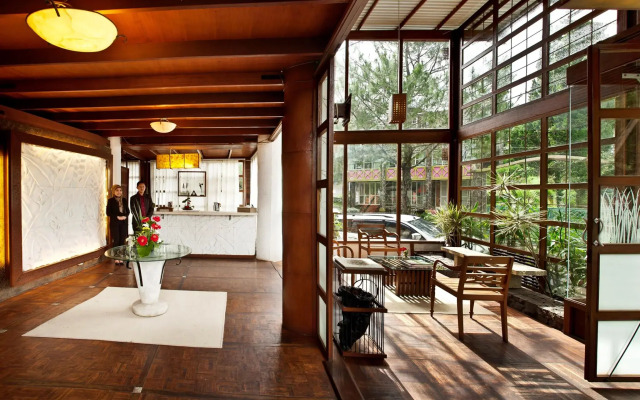 Vila Air Natural Resort