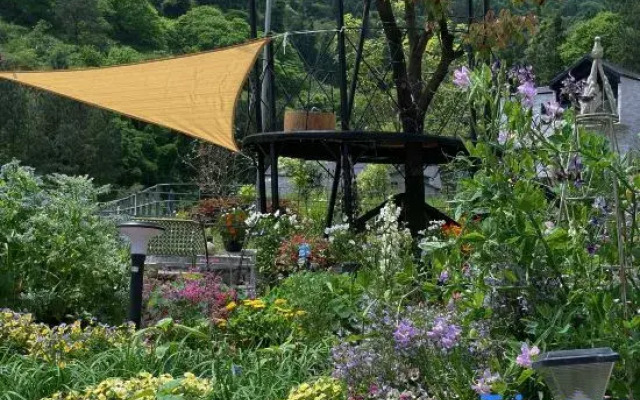 Xianhe Mountain Guesthouse