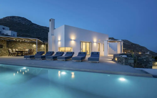 Villa Nites in Syros