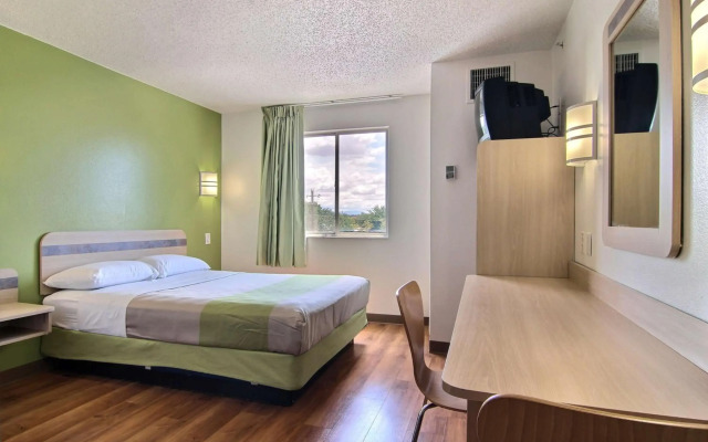 Motel 6 Albuquerque, NM - North
