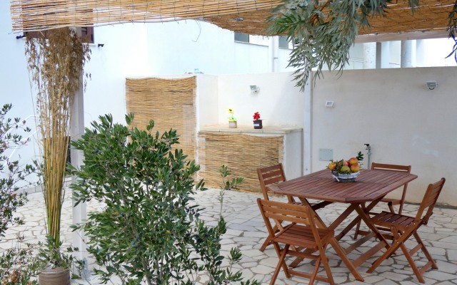 Corbezzolo - Residenza Arcangela con Piscina nel Salento