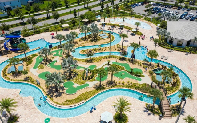 Relax Near Disney 4BR Home With Pool