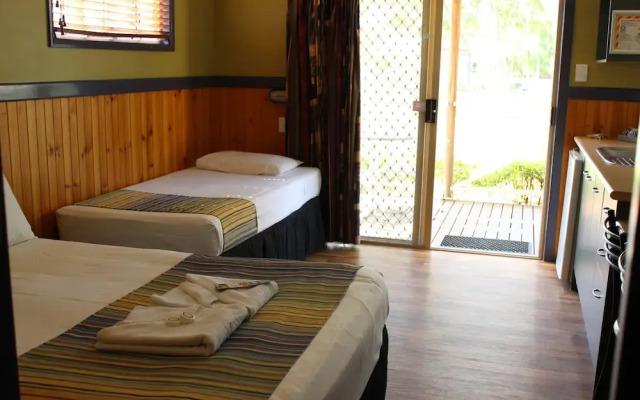 BIG4 Aussie Outback Oasis Holiday Park