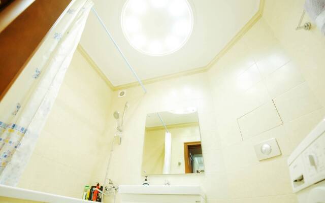 Sobornaja 14 Dvuhkomnatnye apartamenty v ZhK "Zolotye kupola"