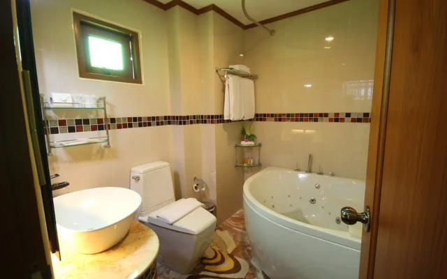 RK Riverside Resort And Spa