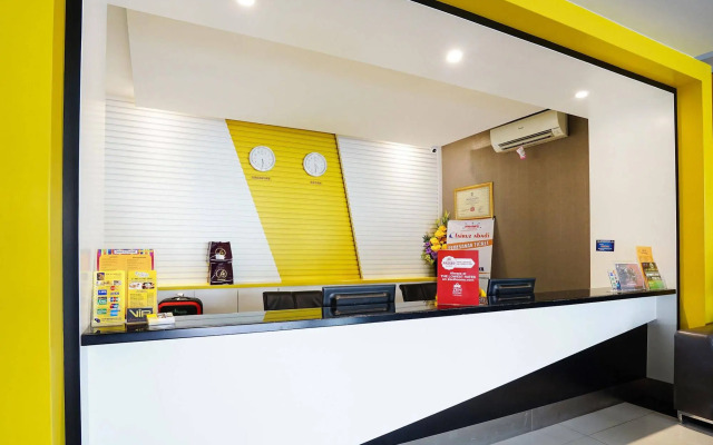 ZEN Rooms Near Purimas Batam Centre
