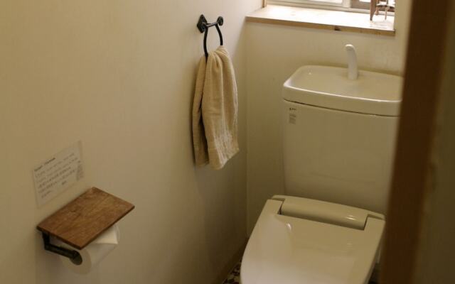 Gojo Guest House Annex - Hostel