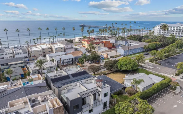 Rooftop Home With Ocean View Private Parking