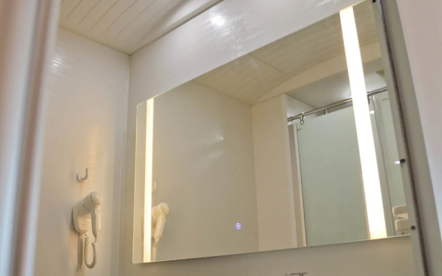 Top Holiday Hotel @ The Mines Seri Kembangan