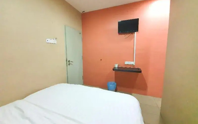 Inn Hotel